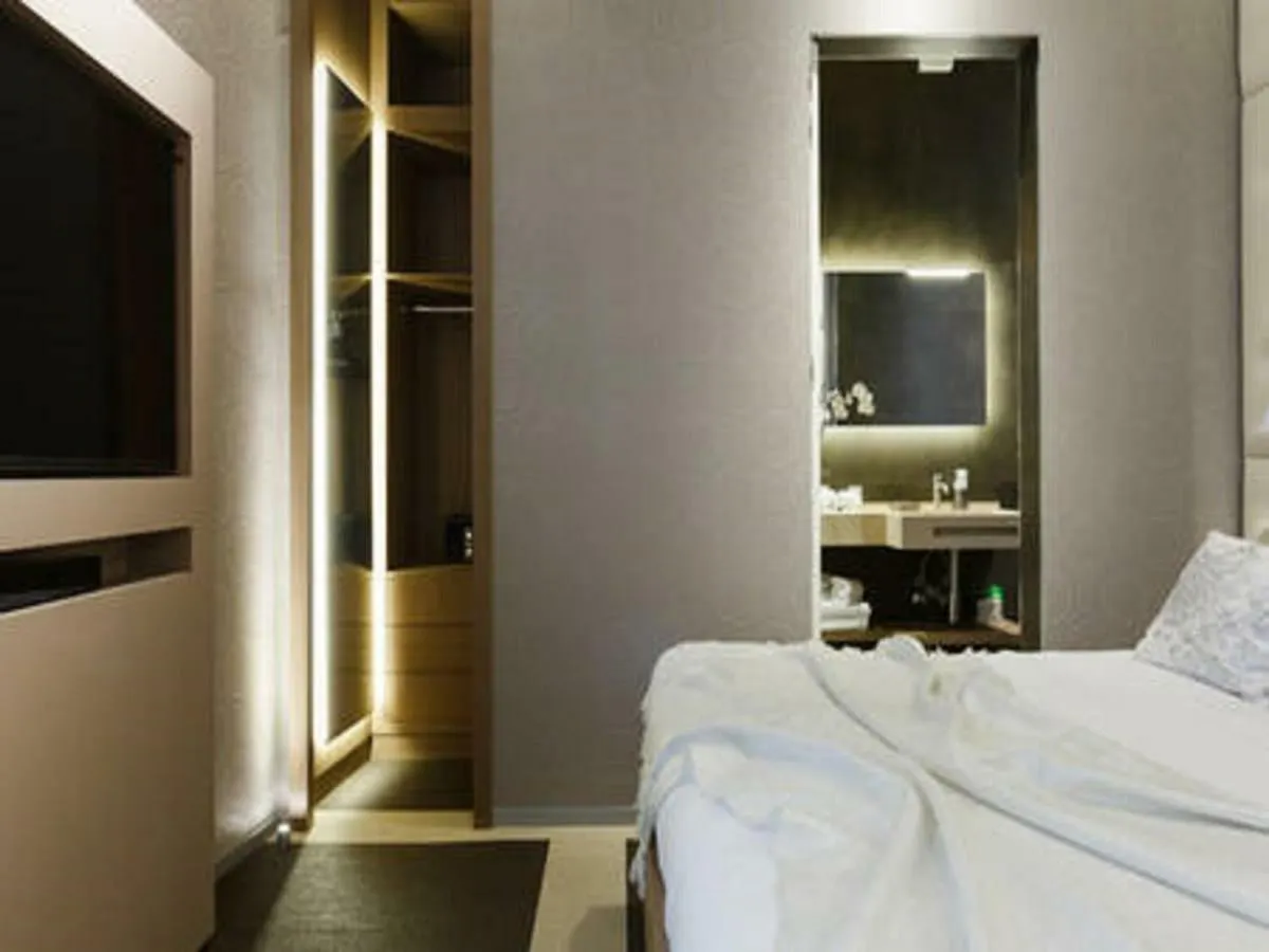 Private Luxury Apartment Rome Italy