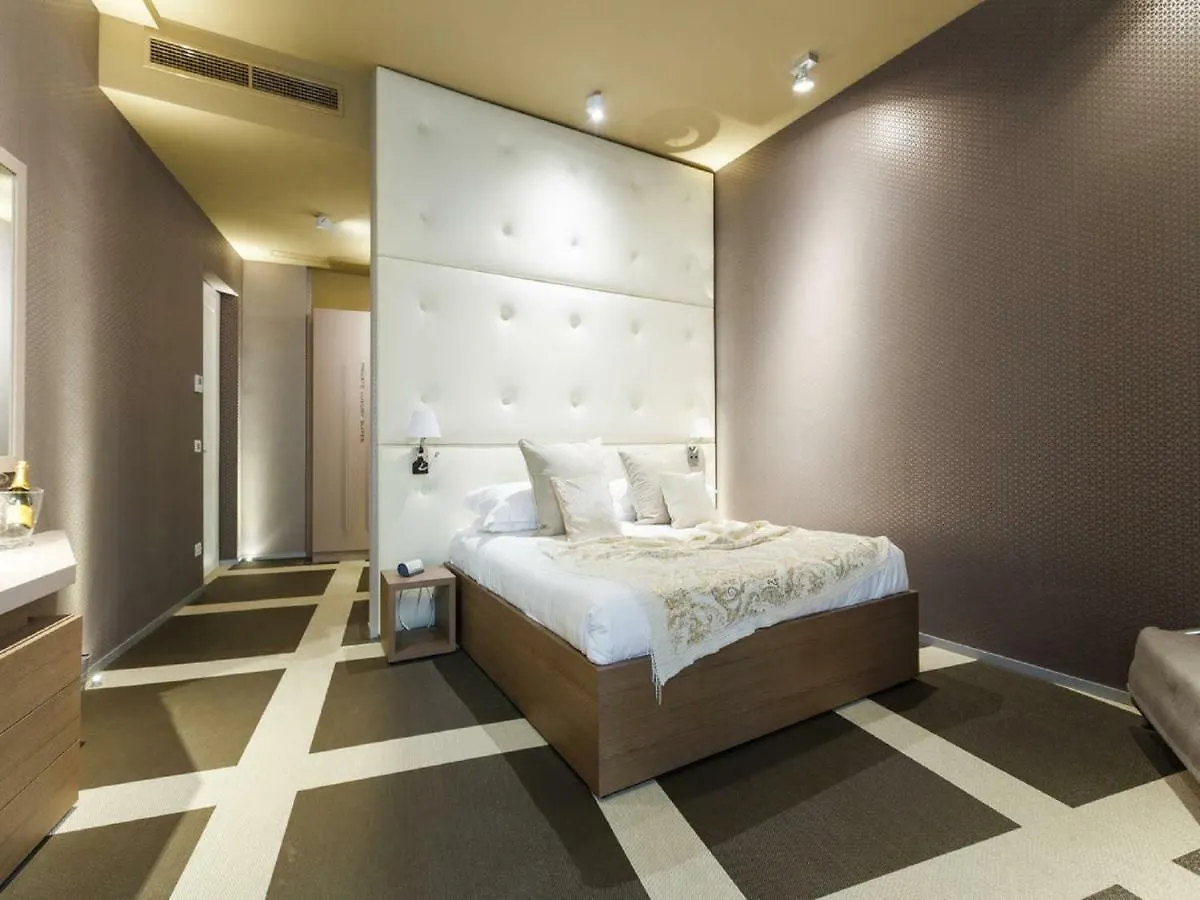 Private Luxury Apartment Rome