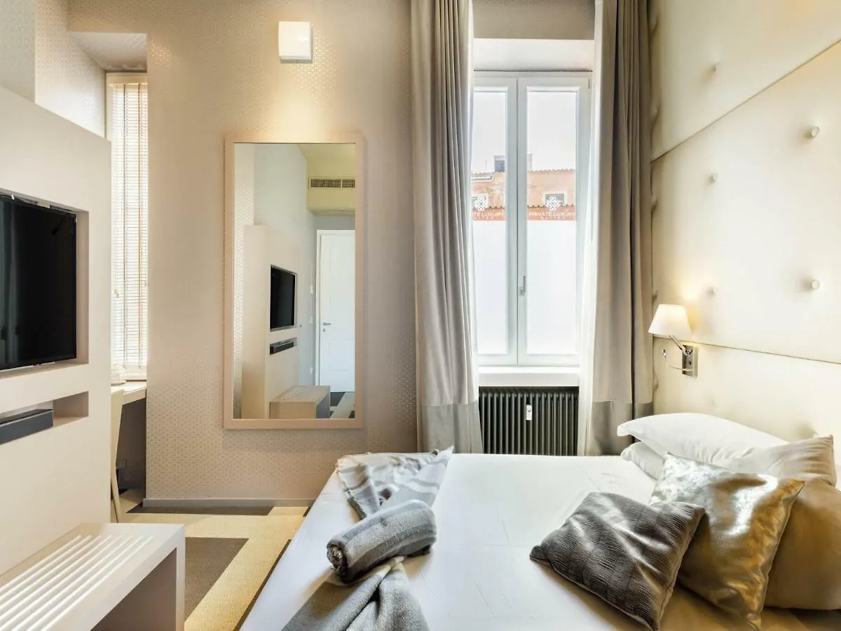 Private Luxury Apartment Rome