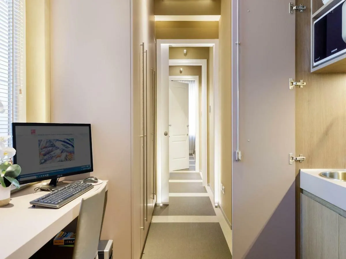 Private Luxury Apartment Rome 0*,